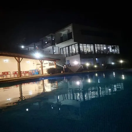 Feriegård Restaurante Residencial Pizzaria S. Estevao