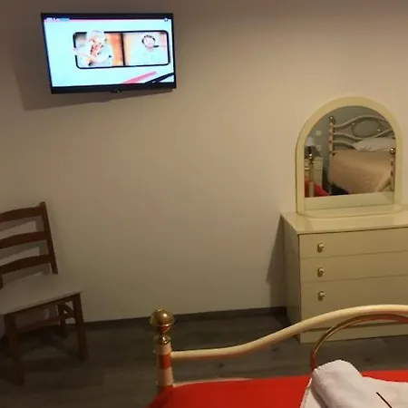 Restaurante Residencial Pizzaria S. Estevao Vakantieboerderij *