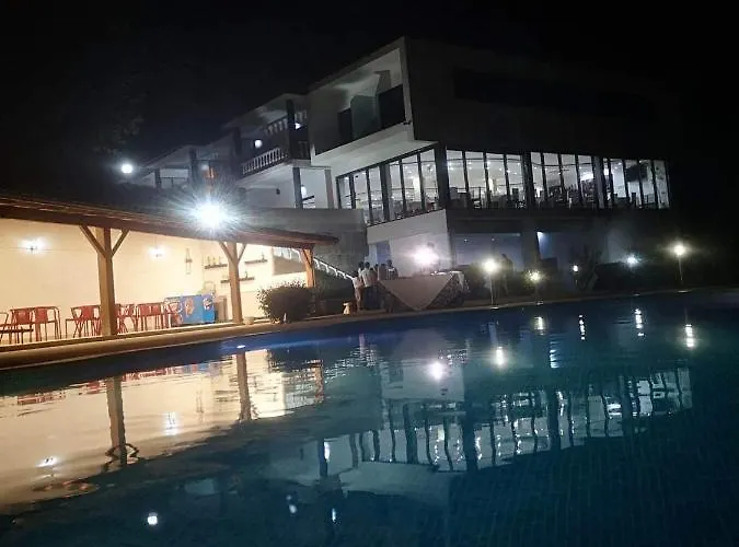 Çiftlik konaklama Restaurante Residencial Pizzaria S. Estevao