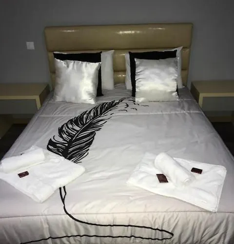 Restaurante Residencial Pizzaria S. Estevao Çiftlik konaklama
