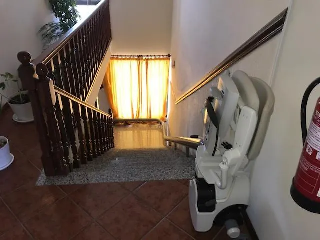 Restaurante Residencial Pizzaria S. Estevao Çiftlik konaklama *